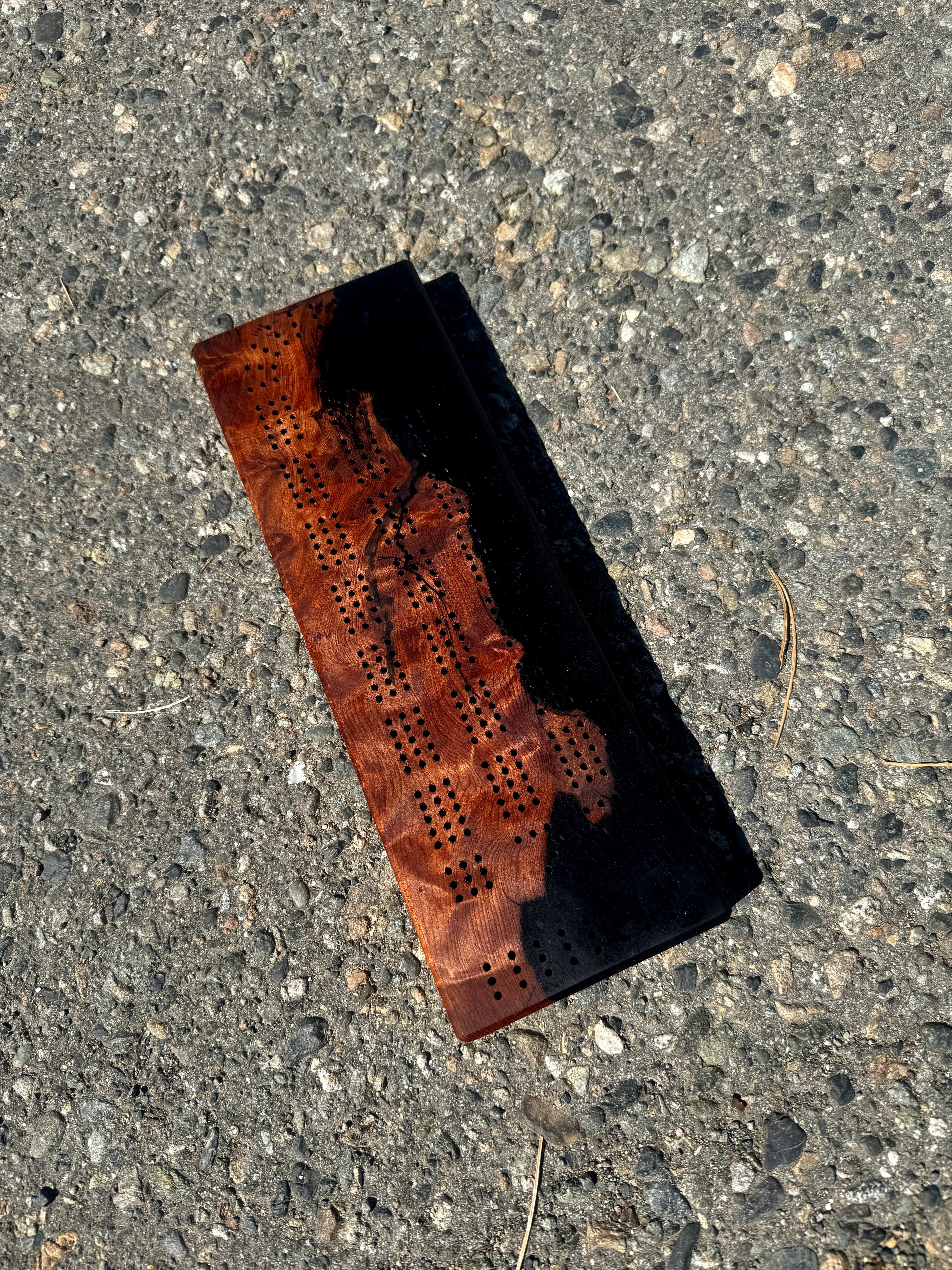 Figured Redwood & Metallic Black Cribbage Board